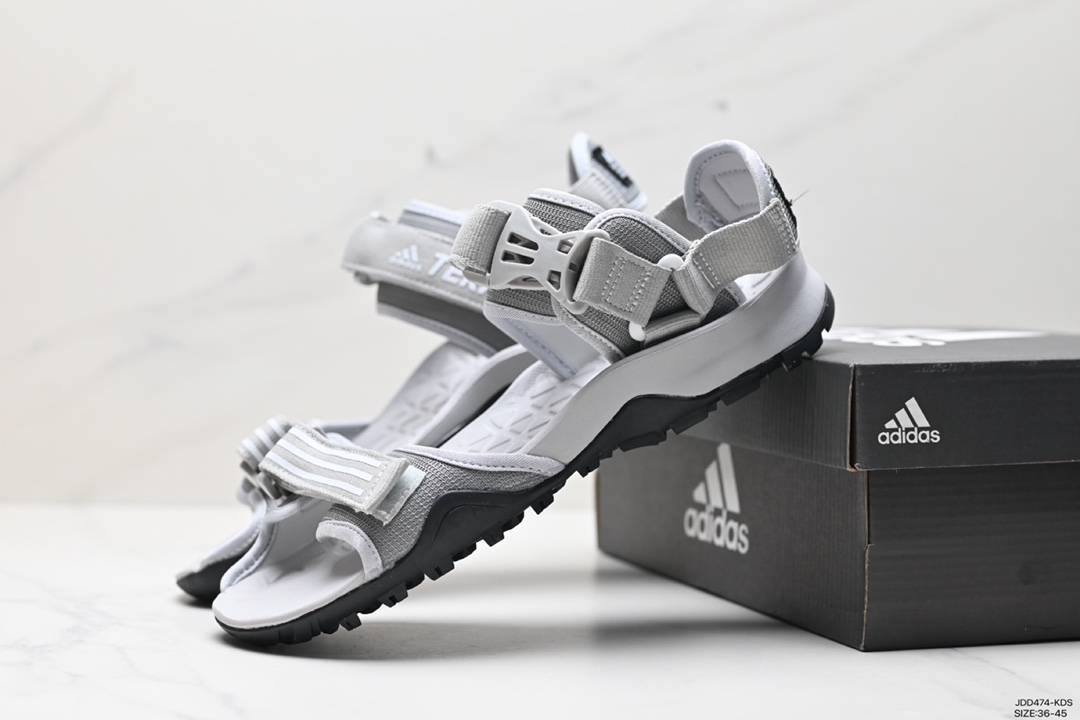 120 Adidas阿迪达斯CYPREX ULTRA SANDAL DLX户外凉鞋  CM7525