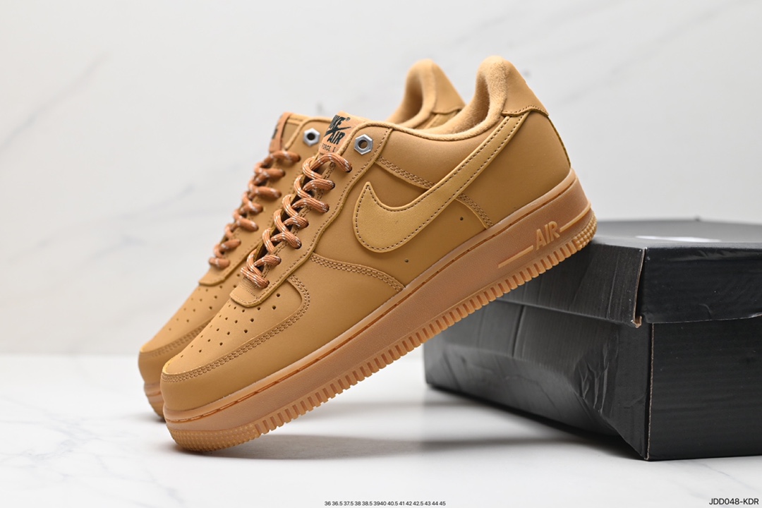 120 耐克Nike Air Force 1 Low 空军一号低帮百搭休闲运动板鞋 CV1724-104