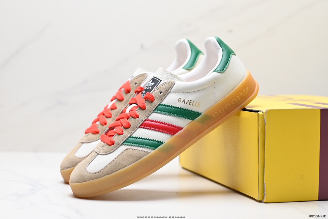 160 重磅联名 Adidas｜GUCCI  三叶草logo与标志性三条杆为设计元素  18888-2SH90-1072