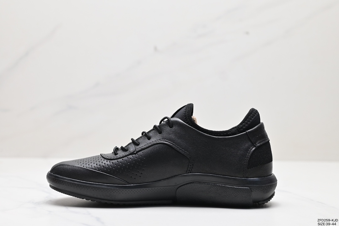 ECCO uses ECCO family technology, high-end fashion, simple atmosphere, non-slip, comfortable and wear-resistant rubber outsole