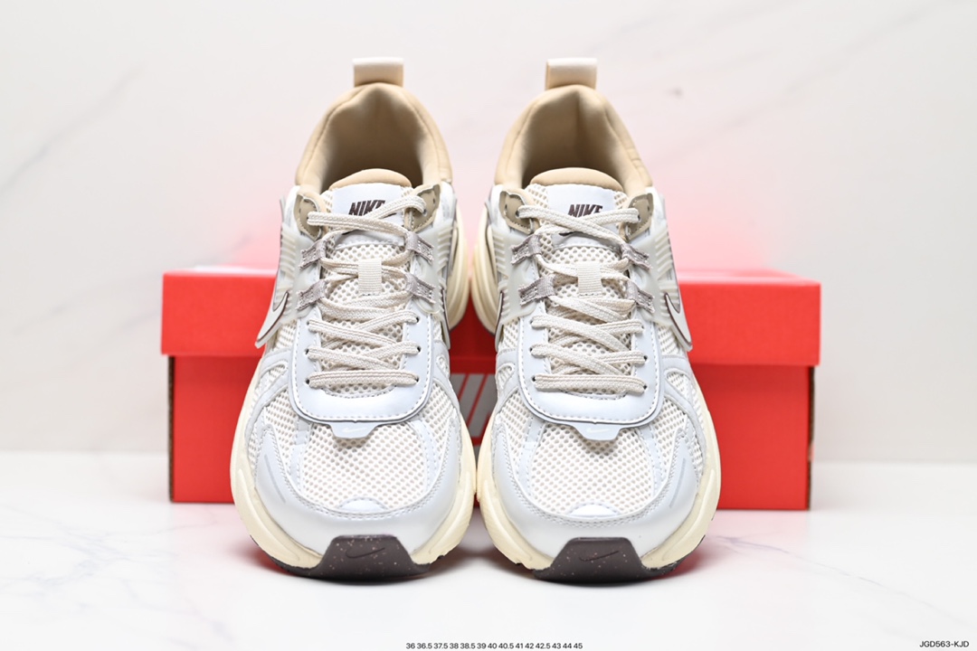 180 Nike Wmns V2K Runtekk Low"Sail Tan Brown"复古潮系列慢跑鞋“米灰奶茶棕”FD0736-103