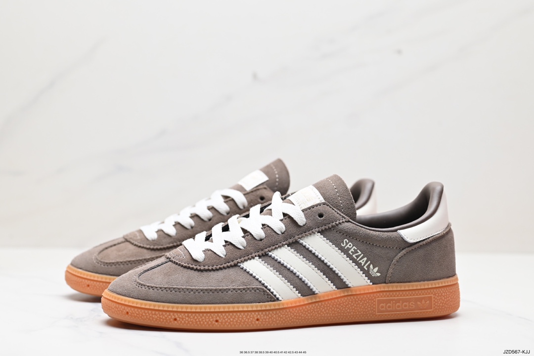 140 Adidas Handball Spezial 复古休闲板鞋  IF6490