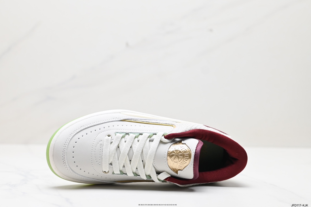 170 shelflife x Jordan Air Jordan 2 retro low潮流 轻便 低帮 复古篮球鞋 FJ3468-300