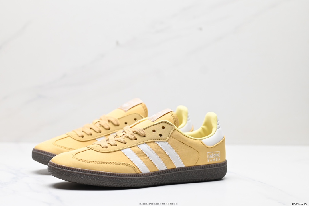 170 阿迪达斯Adidas originals Gazelle Indoor 这款阿迪达斯运动鞋 IE0875