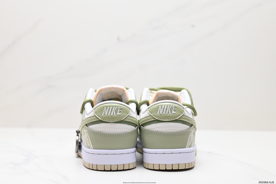 270 Nike Dunk DV0831-103