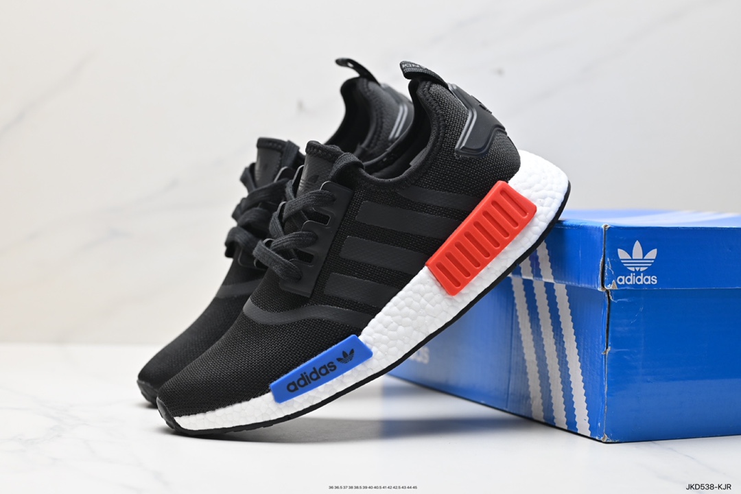 160 AD Boost NMD R1 经典跑鞋系列全新配色  GZ9258