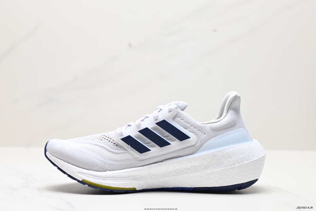 200 阿迪达斯Adidas Ultraboost Light 全掌爆米花休闲运动跑鞋 ID3285