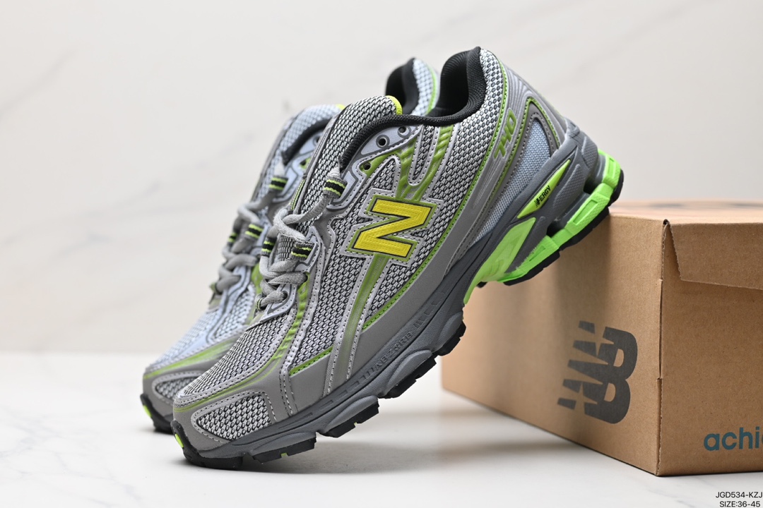 180 New Balance MR740 NB新百伦系列复古老爹风慢跑鞋 MR740SM