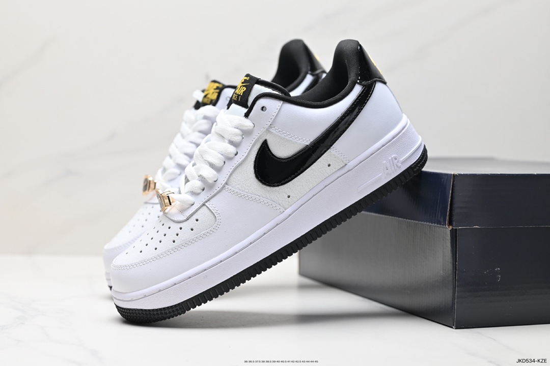 160 Nike Air Force 1 Low 空军一号低帮休闲运动板鞋 DV7584-100