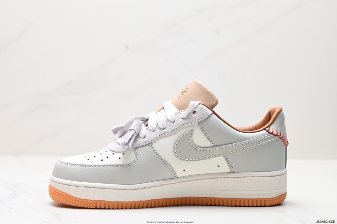 200 Nike Air Force 1 Low 空军一号低帮休闲运动板鞋 HF5697-001