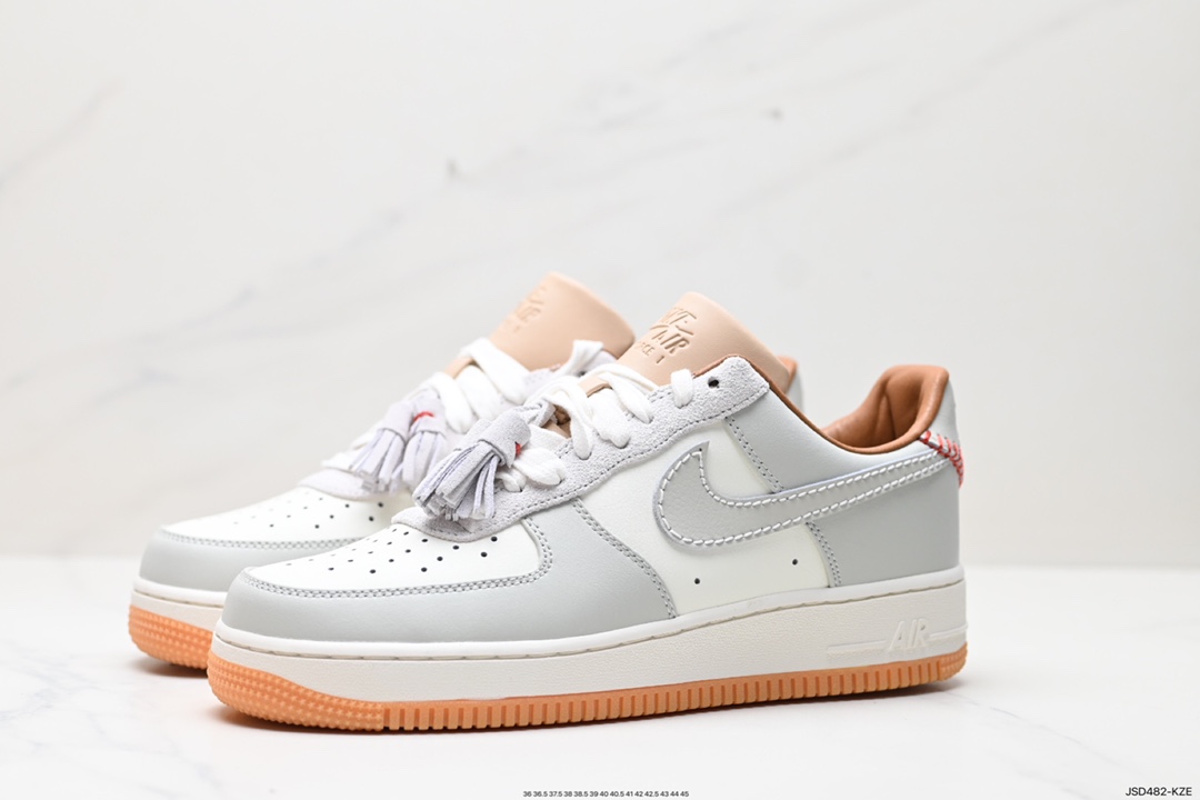 200 Nike Air Force 1 Low 空军一号低帮休闲运动板鞋 HF5697-001