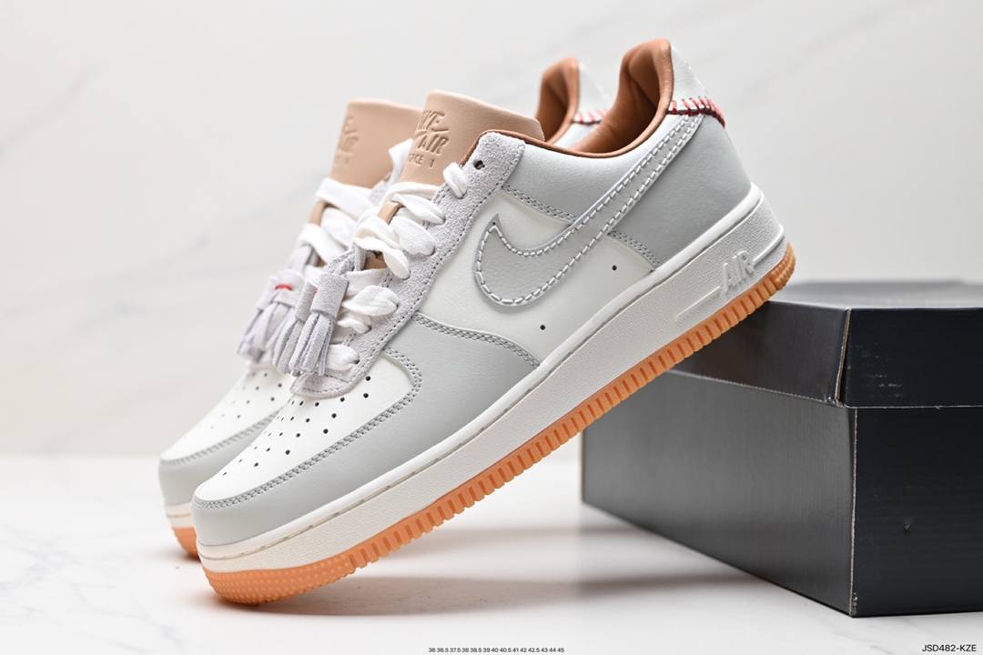 200 Nike Air Force 1 Low 空军一号低帮休闲运动板鞋 HF5697-001