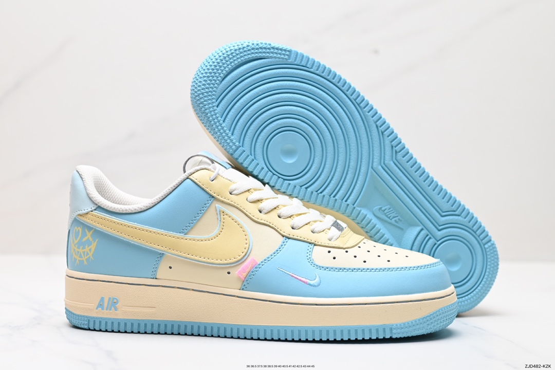 240 Nike Air Force 1 Low 07 XL2312-888