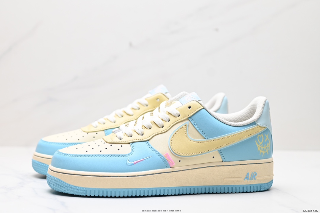 240 Nike Air Force 1 Low 07 XL2312-888