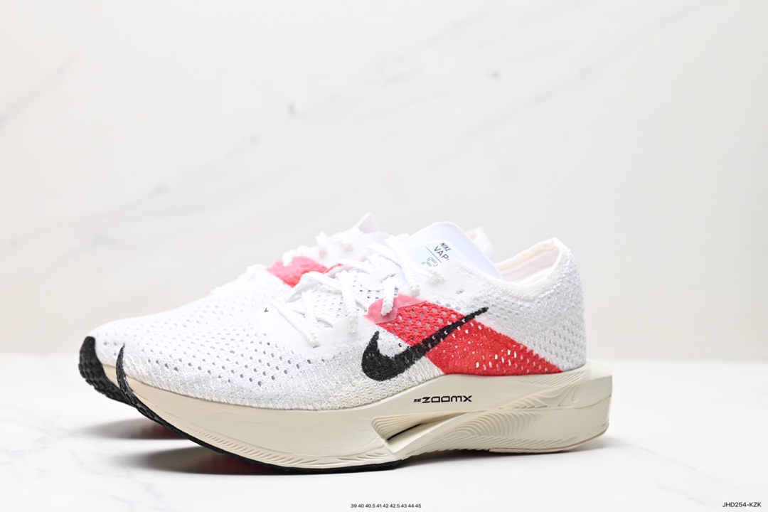 190 ZoomX Vaporfly Next% 3马拉松跑鞋 FD6556-100