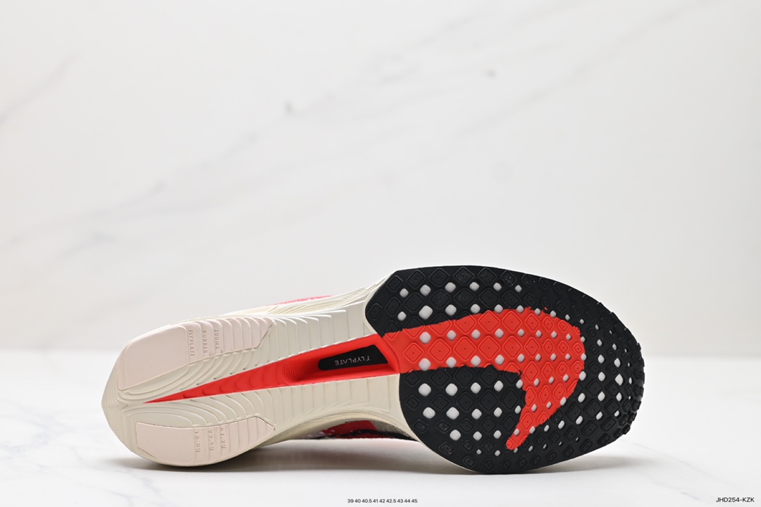 190 ZoomX Vaporfly Next% 3马拉松跑鞋 FD6556-100