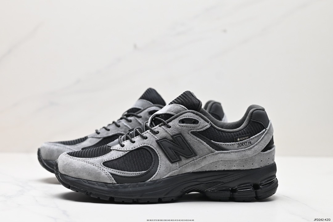 170 新百伦New Balance 2002R GORE-TEX”Grey”系列低帮慢跑鞋“联名鼠灰黑”M2002RXZ