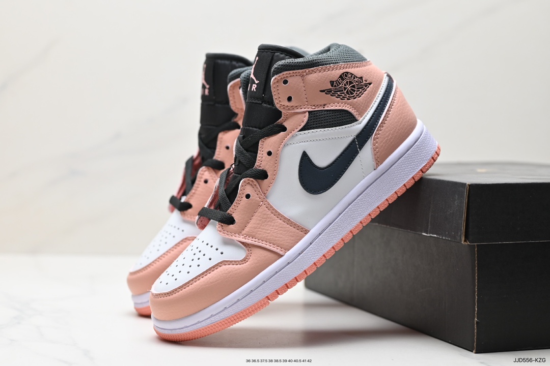 130 Air Jordan 1 MID AJ1这款款是名为“ Pink Quartz” 555112-603