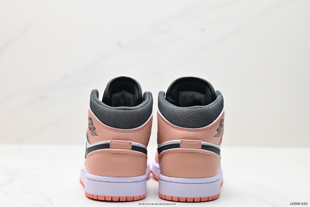 130 Air Jordan 1 MID AJ1这款款是名为“ Pink Quartz” 555112-603