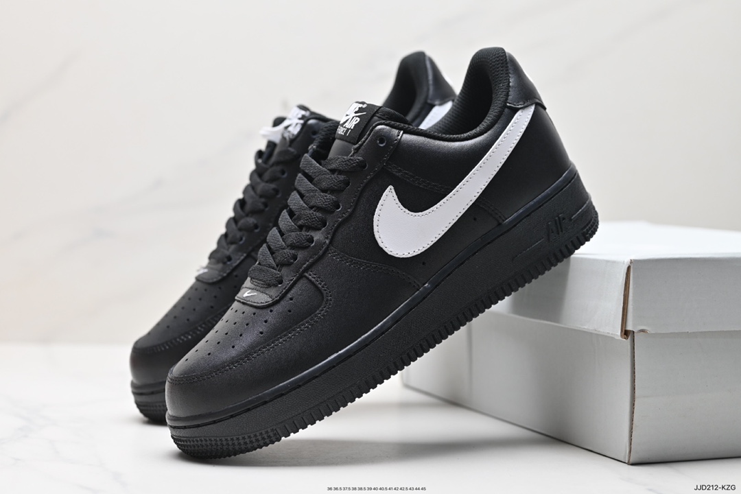 130 Nike Air Force 1 Low 空军一号低帮休闲运动板鞋  DV7762-400