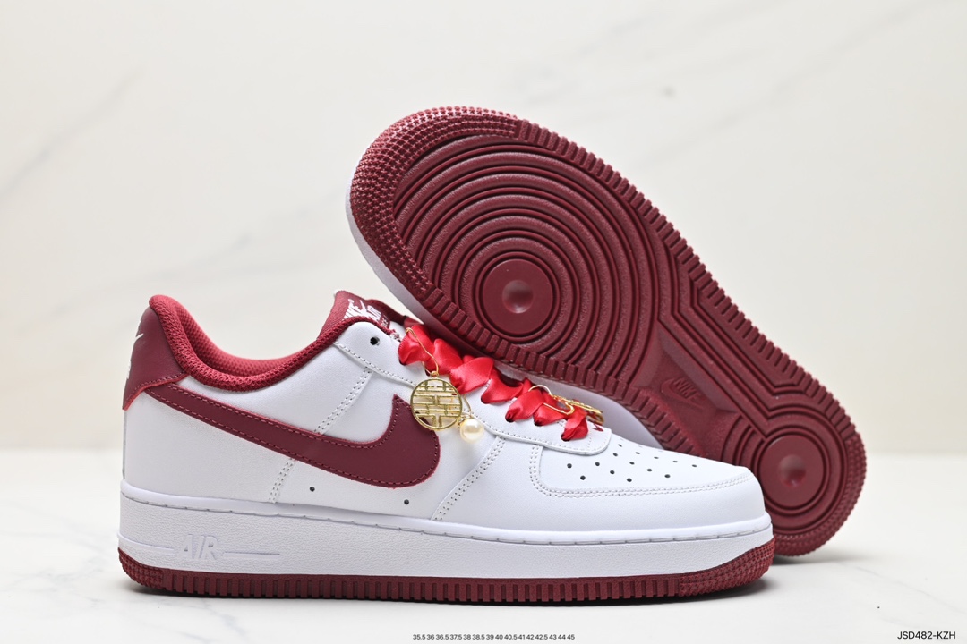 200 Nike Air Force 1 Low 空军一号低帮休闲运动板鞋  FV5948-105