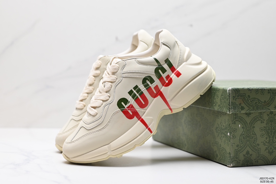 200 Gucci Logo 以老爹鞋 Rhyton 的复古感向悠长的时尚智慧致敬古驰 Rhyton 系列运动鞋 636343 A9L00 9522