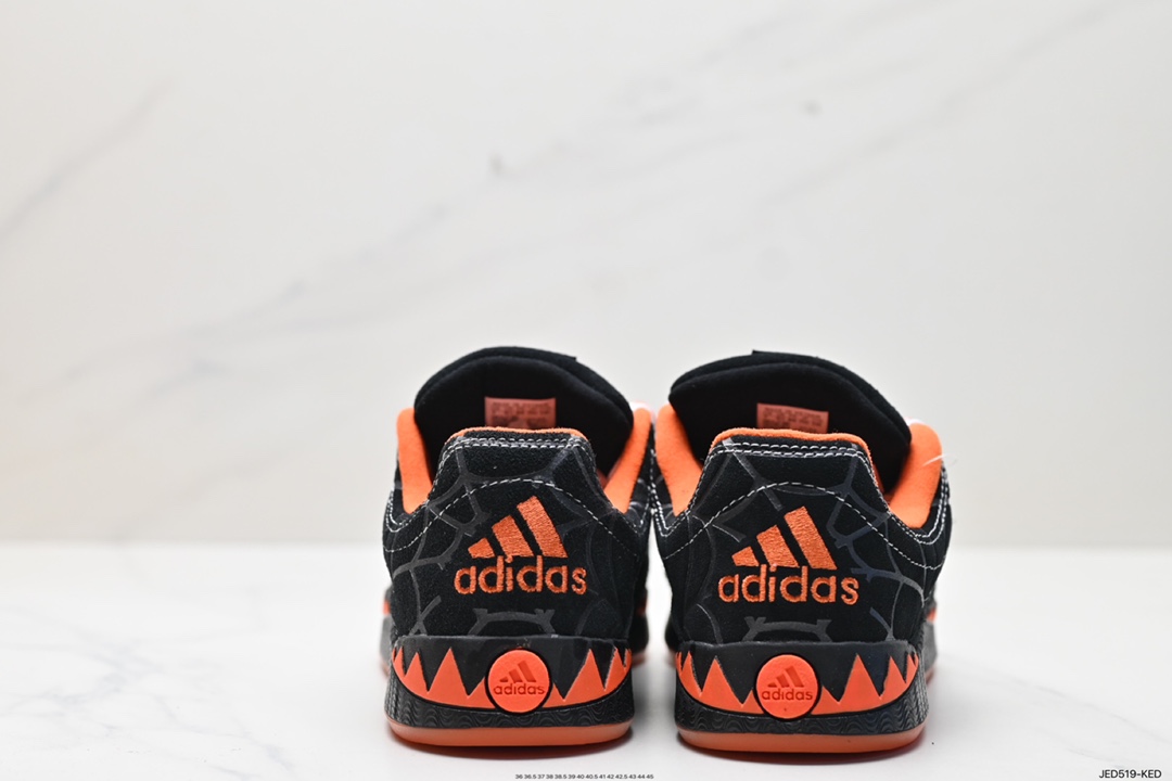 150 adidas adimatic low 马蒂奇系列低帮 复古鲨鱼面包鞋运动休闲滑板板鞋  IG4024