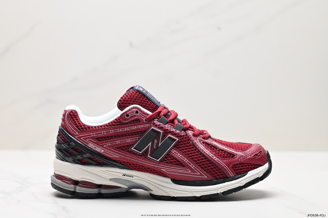 New Balance Shoes Sneakers Vintage