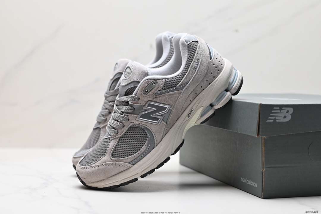 150 New Balance 2002R 复古单品  ML2002RQ