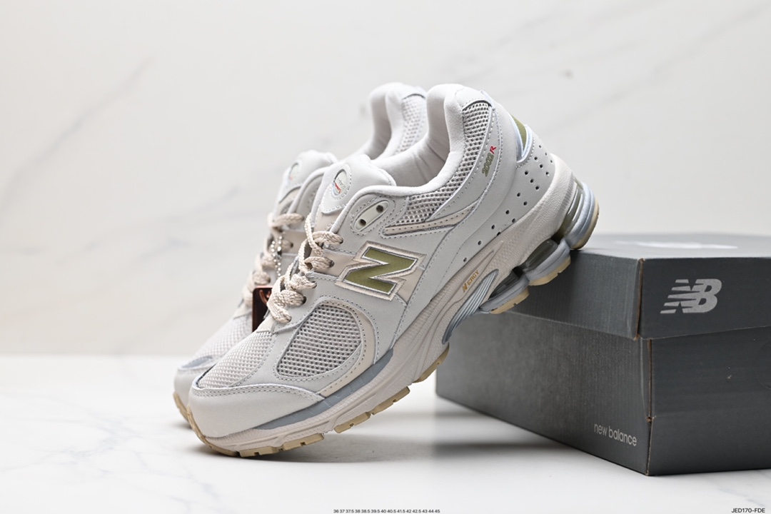 150 New Balance 2002R 复古单品  ML2002RQ