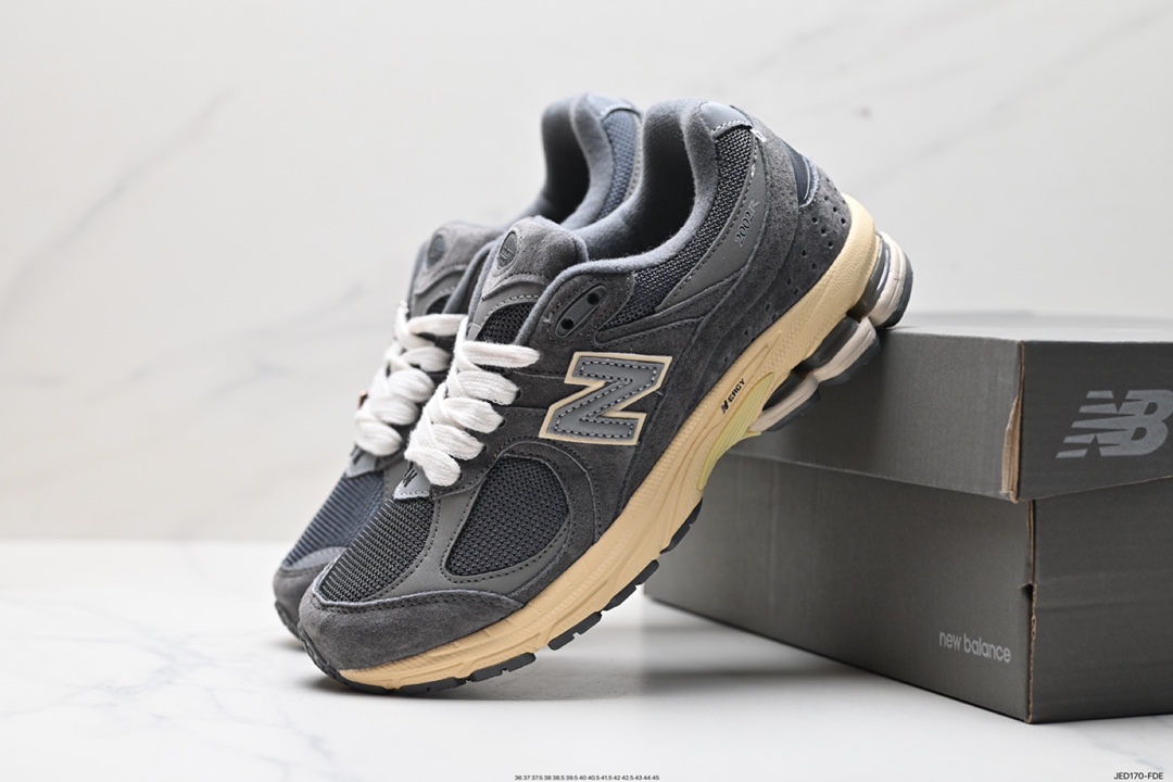 150 New Balance 2002R 复古单品  ML2002RQ