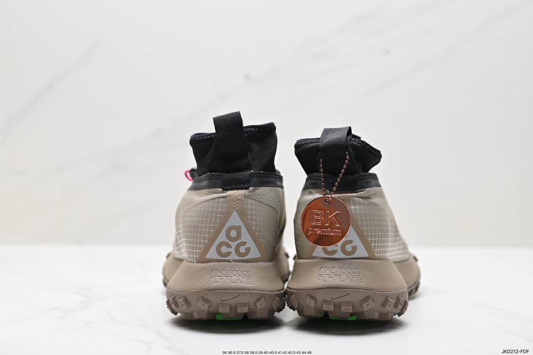 NK ACG Mountain Fly High GORE-TEX ACG户外登山系列越跑高帮休闲运动徒步鞋 CT2904-300