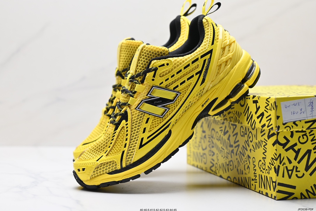 170 NB 新百伦 New Balance 1906系列复古老爹风休闲运动慢跑鞋 M1906RGA