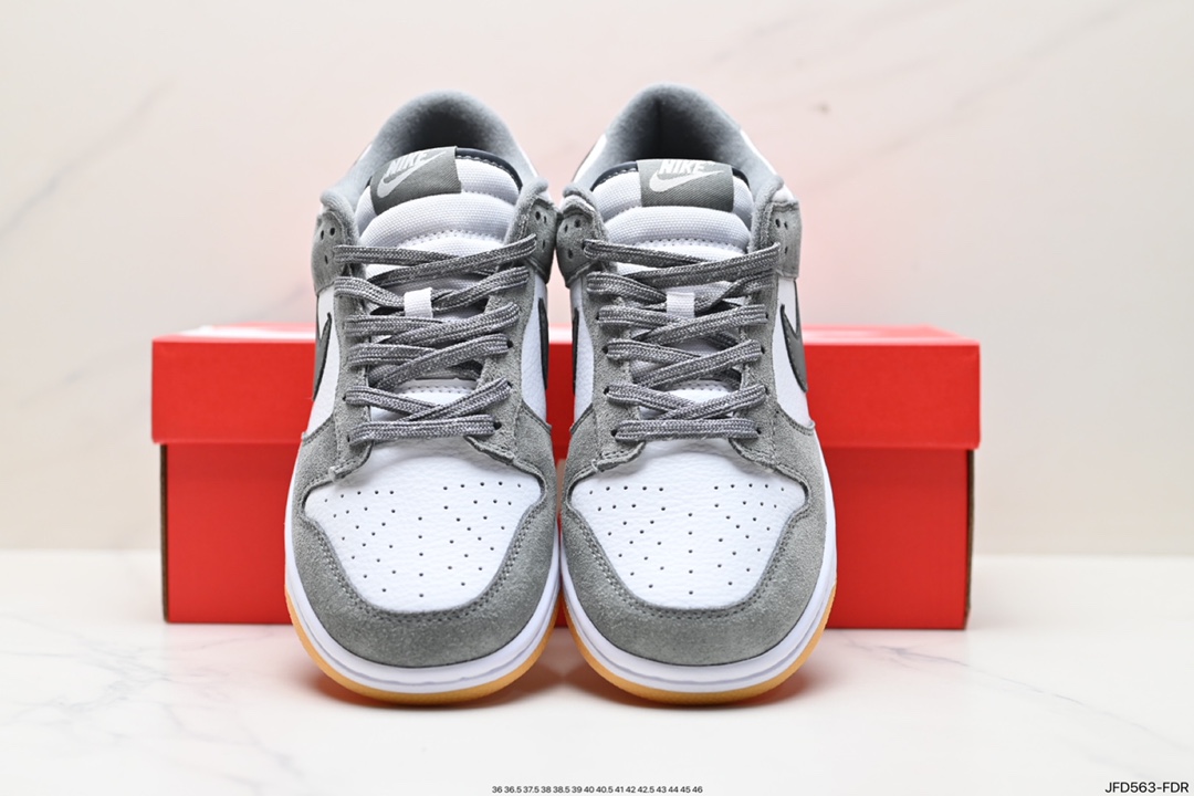 170 Nike Dunk Low “Grey Gum” 白灰配色 FV0389-100