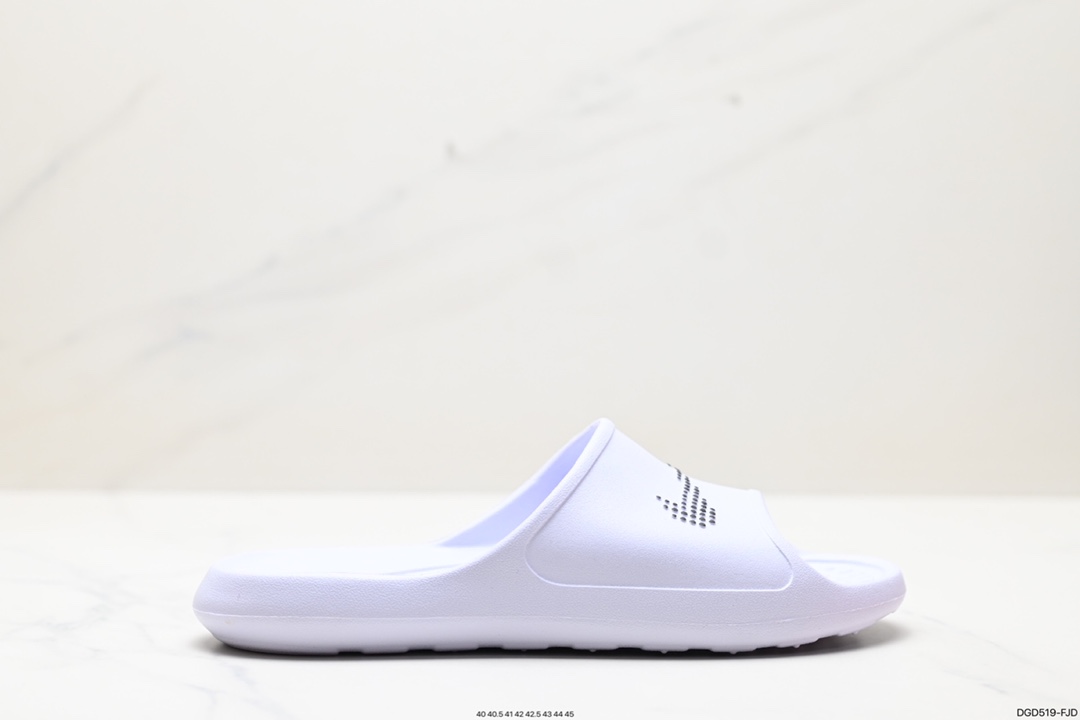 克NIKE BENASSI SWOOSH耐克 Nike Benassi Dou Ultra Slid 沙滩拖鞋