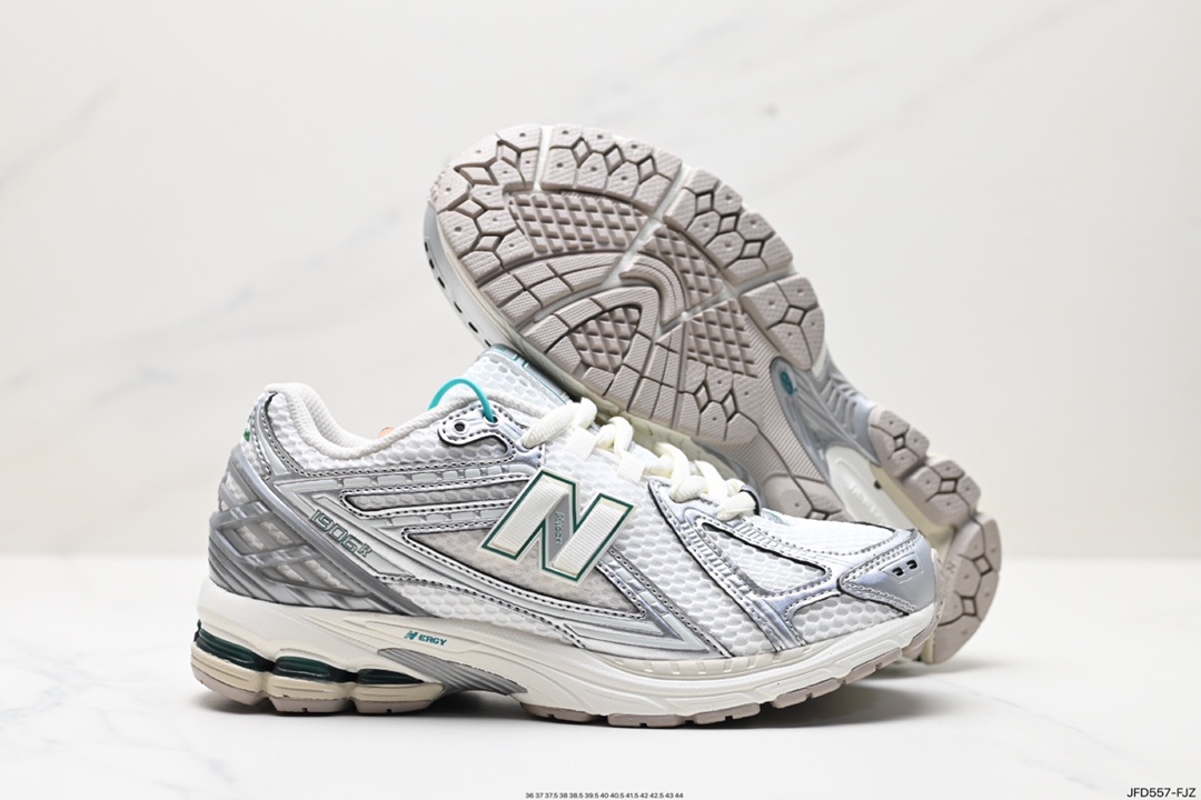 170 New Balance M1906R系列复古老爹风休闲运动慢跑鞋“金属银白”M1906REH