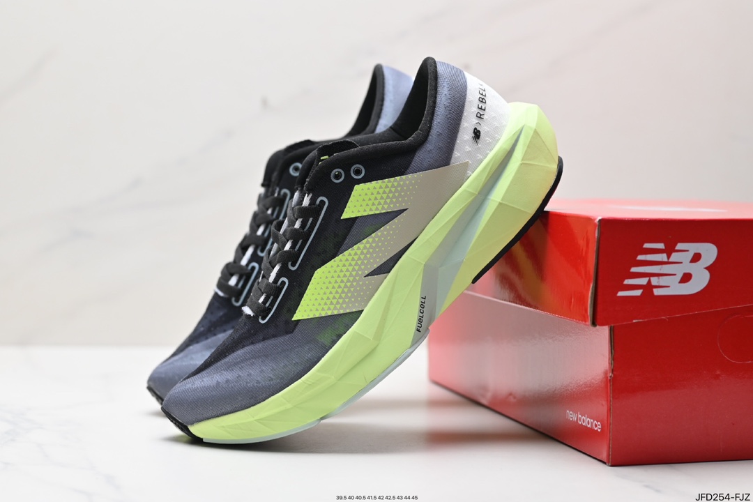 170 New Balance FuelCell SuperComp Elite v4 运动舒适耐磨低帮休闲跑步鞋  MRCERA4