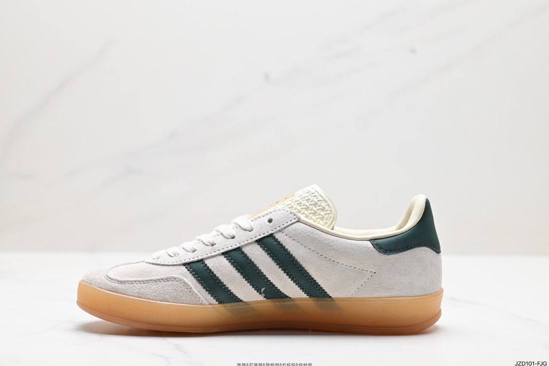 140 阿迪达斯Adidas originals Gazelle Indoor 这款阿迪达斯运动鞋 IH7502