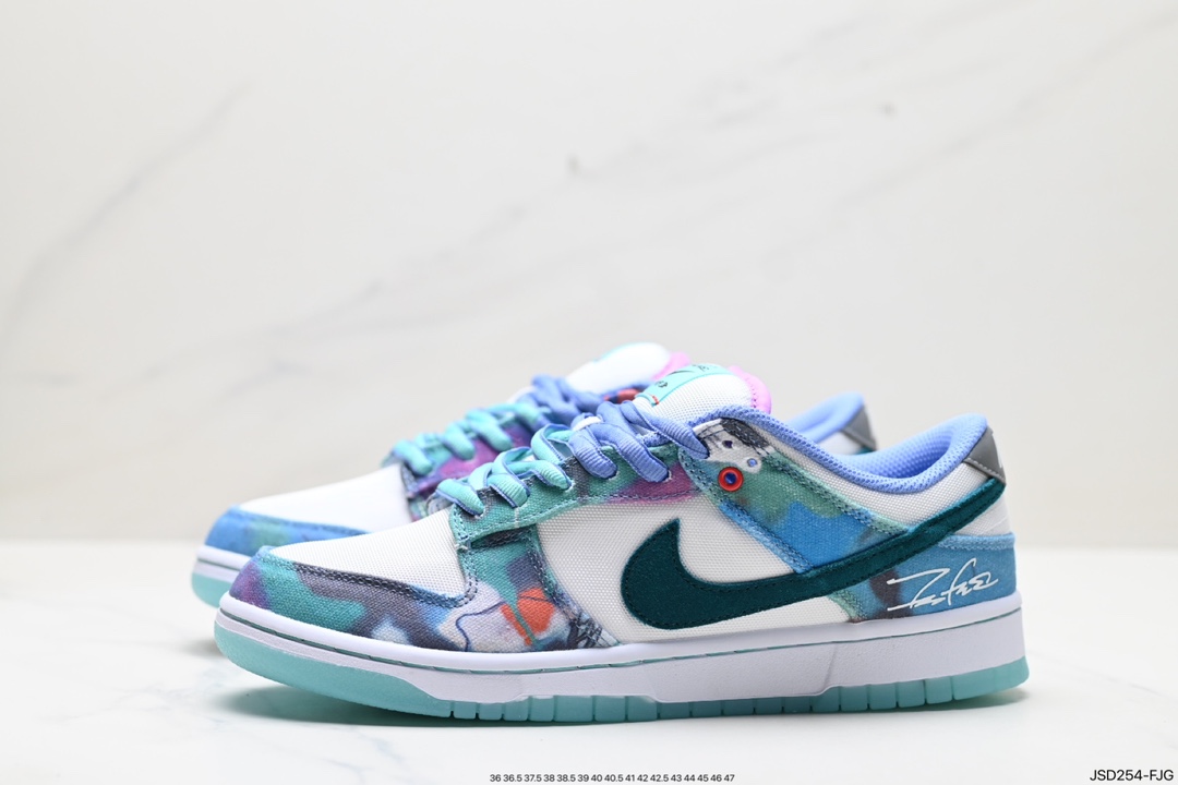 200 Futura x Nike SB Dunk 整双鞋的细节方面 HF6061-400