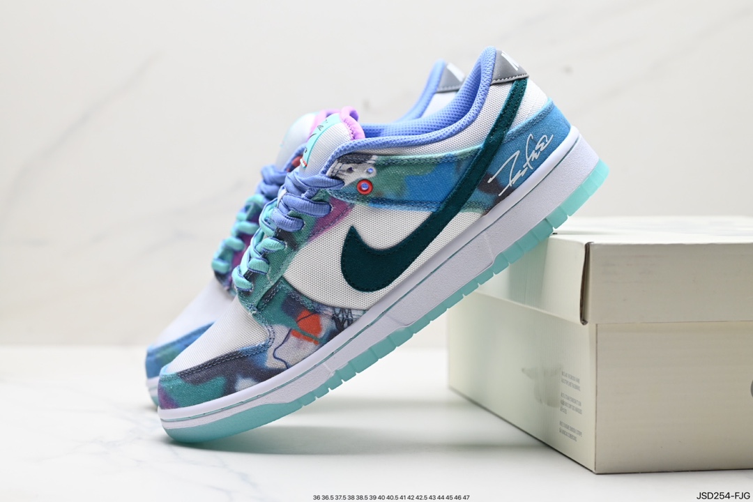 200 Futura x Nike SB Dunk 整双鞋的细节方面 HF6061-400