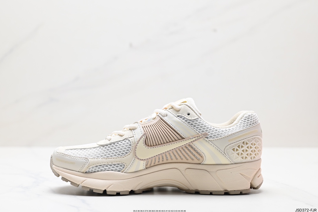 200 耐克Nike Zoom Vomero 5 SP”Vast Grey/Sail“马拉松慢跑鞋 FQ6868-111