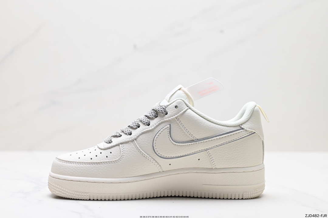 240 Nike Air Force 1 Low 07 M30319-029