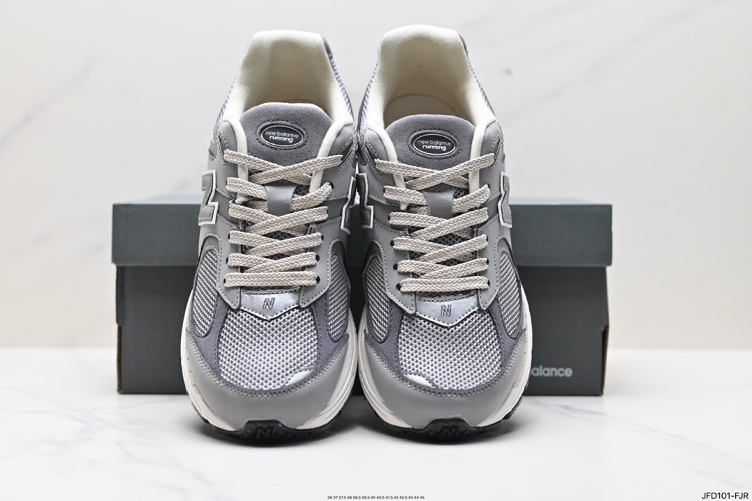 170 新百伦New Balance M2002系列美产血统经典复古男女跑步鞋  M2002RNM