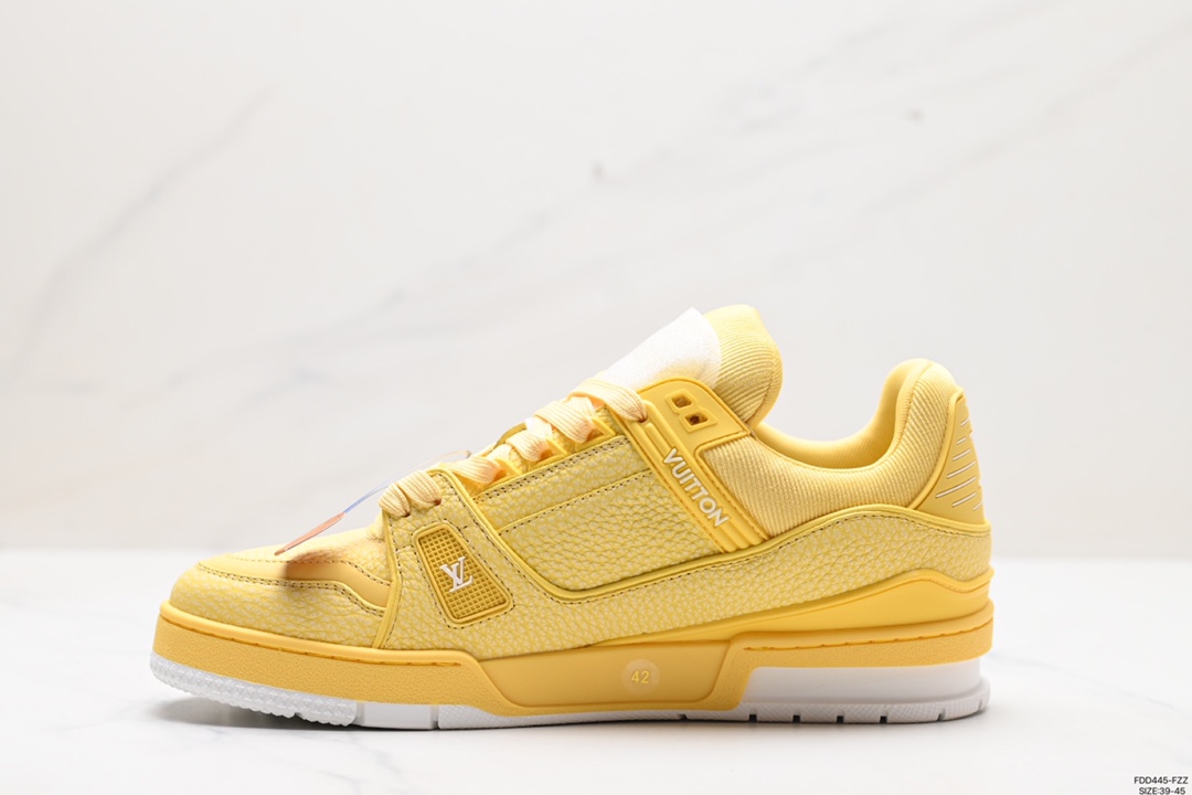 600 Louis Vuitton Trainer Sneaker Low 空胶版本