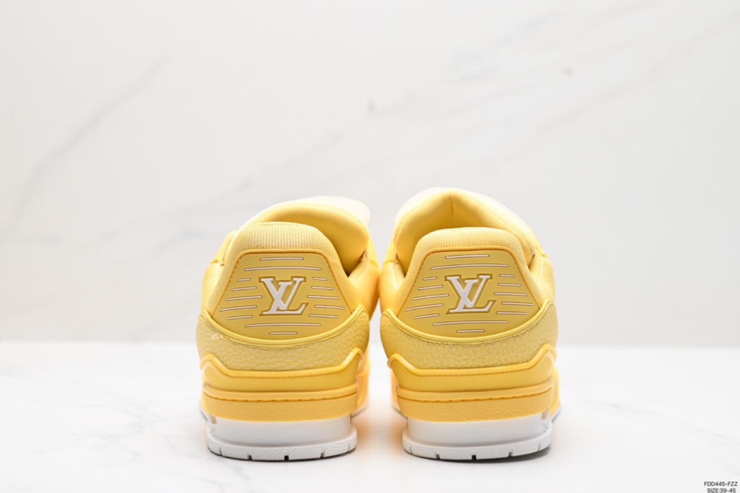 600 Louis Vuitton Trainer Sneaker Low 空胶版本