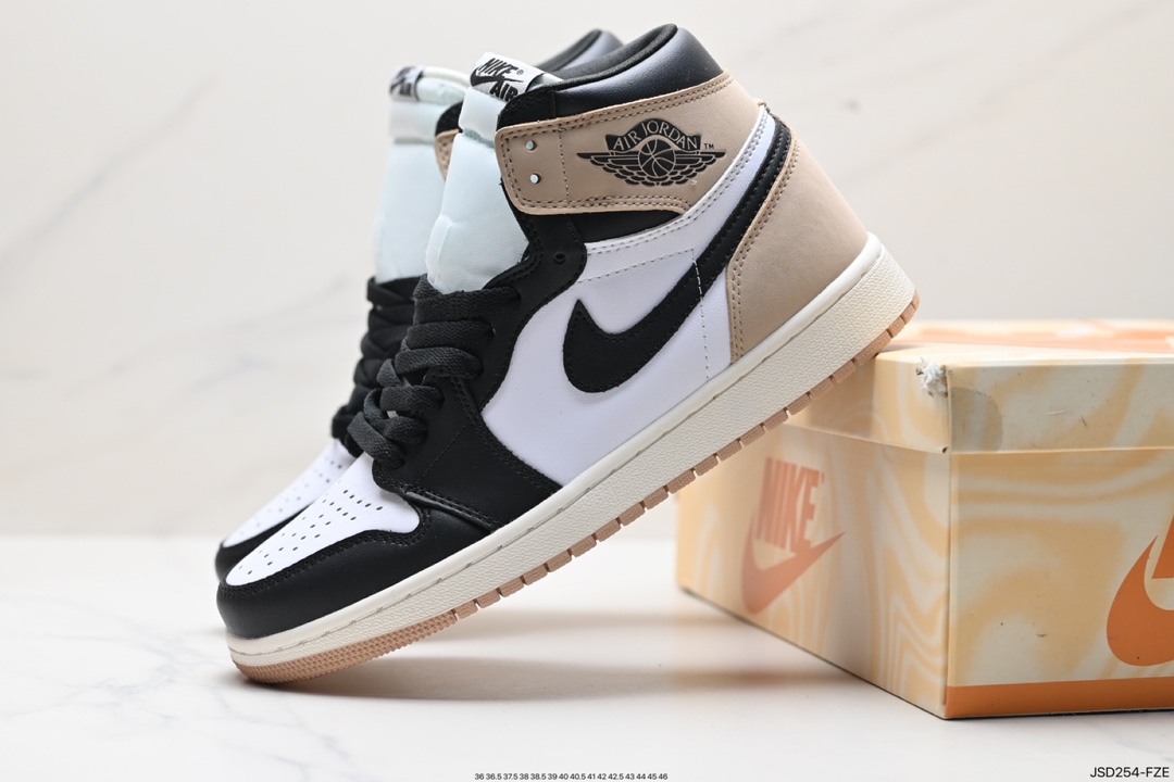 200 耐克Nike Air Jordan 1 Retro High OG”Black/White“AJ1代篮球鞋 FD2596-021