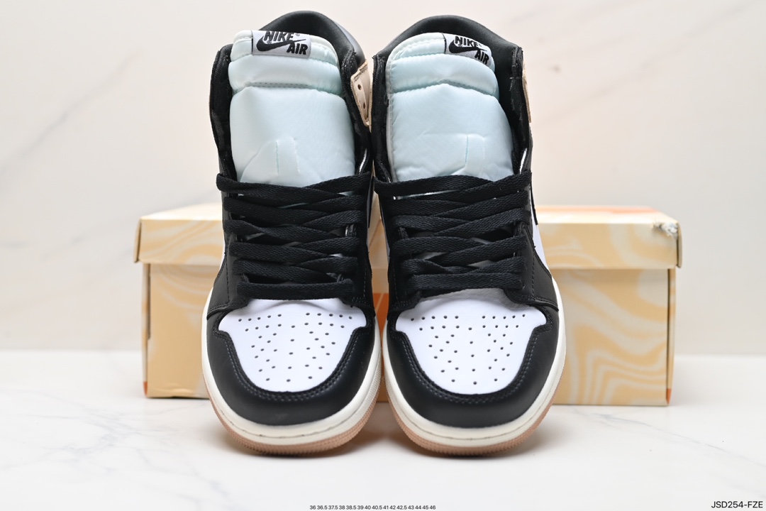 200 耐克Nike Air Jordan 1 Retro High OG”Black/White“AJ1代篮球鞋 FD2596-021