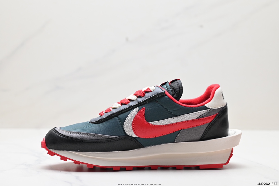 真标✅日式解构美学SACAI联名 × NIKE LDV Waffle重叠设计前卫华夫变形休闲慢跑鞋 蓝红黄sacai在SS19的发布会上展示了自己与Nike全新联名的系列,其中有两款鞋特别引人注目,这两款鞋均为混合鞋款,分别将Blazer与Dunk和Waffle Daybreak与LDV融为一体,采用了双鞋舌,双鞋带,双Swoosh的设计,并且每款鞋均有两种的配色方案. 货号:CN8898-002 ID:JKD262-FZE
