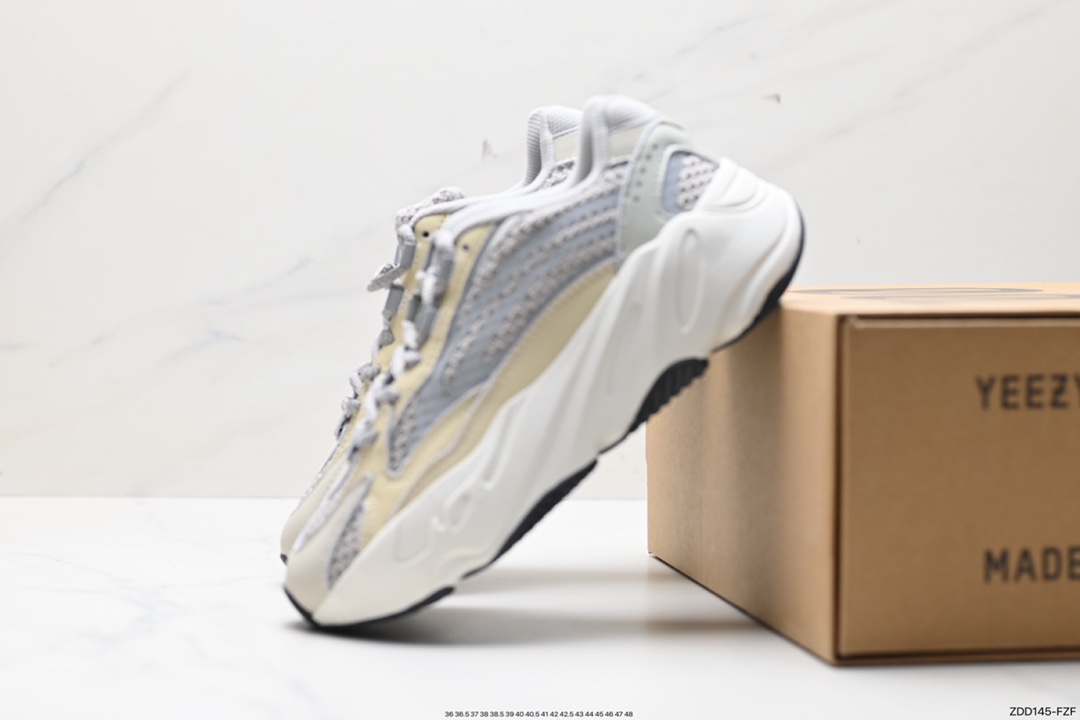 230 阿迪达斯Adidas Yeezy Boost 700 阿迪达斯椰子爆缓震复古老爹鞋 EG7489