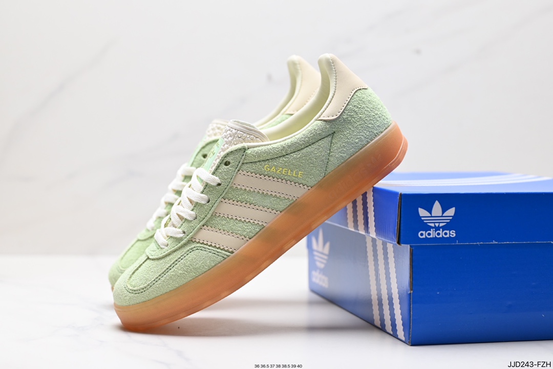 130 adlidas originals Gazelle Indoor 这款阿迪达斯运动鞋 IE2948